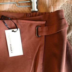 Pencil skirt with buckle waist